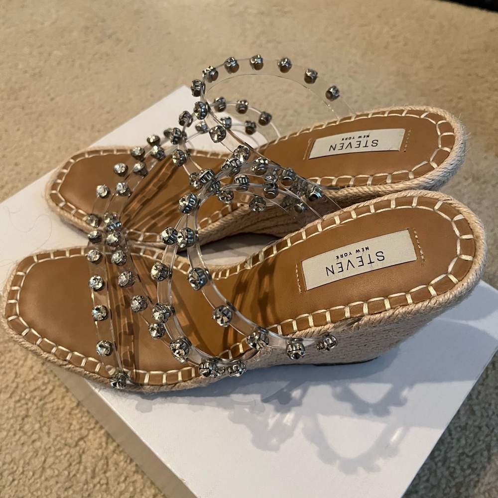 Beautiful Steven Women’s Shoes from NY size 9 worn once. Beautiful and elegant. - Picture 6 of 10